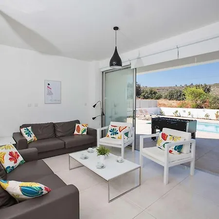 Villa The Zorba 3 *